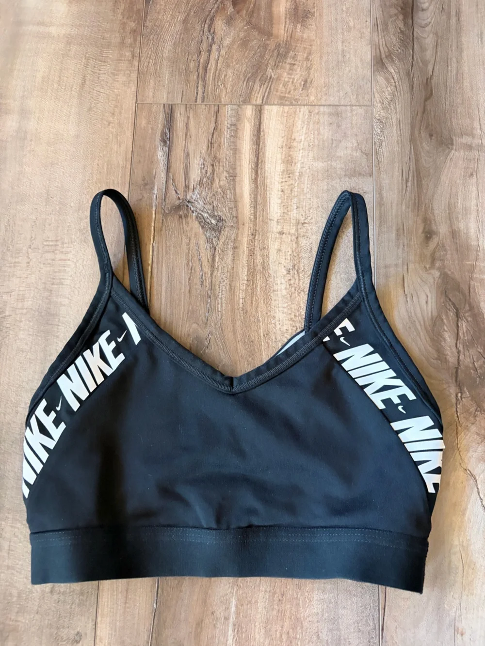 Nike Women's Black Logo-Trim Sports Bra. Size XS.